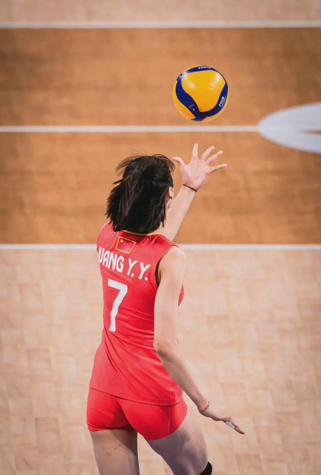 关于震撼！朱婷在赛车赛场逆转获胜！的信息