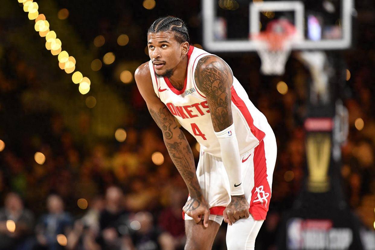 格林惊艳全场，篮网助攻爆棚，复出首战轰40分逆转取胜！的简单介绍